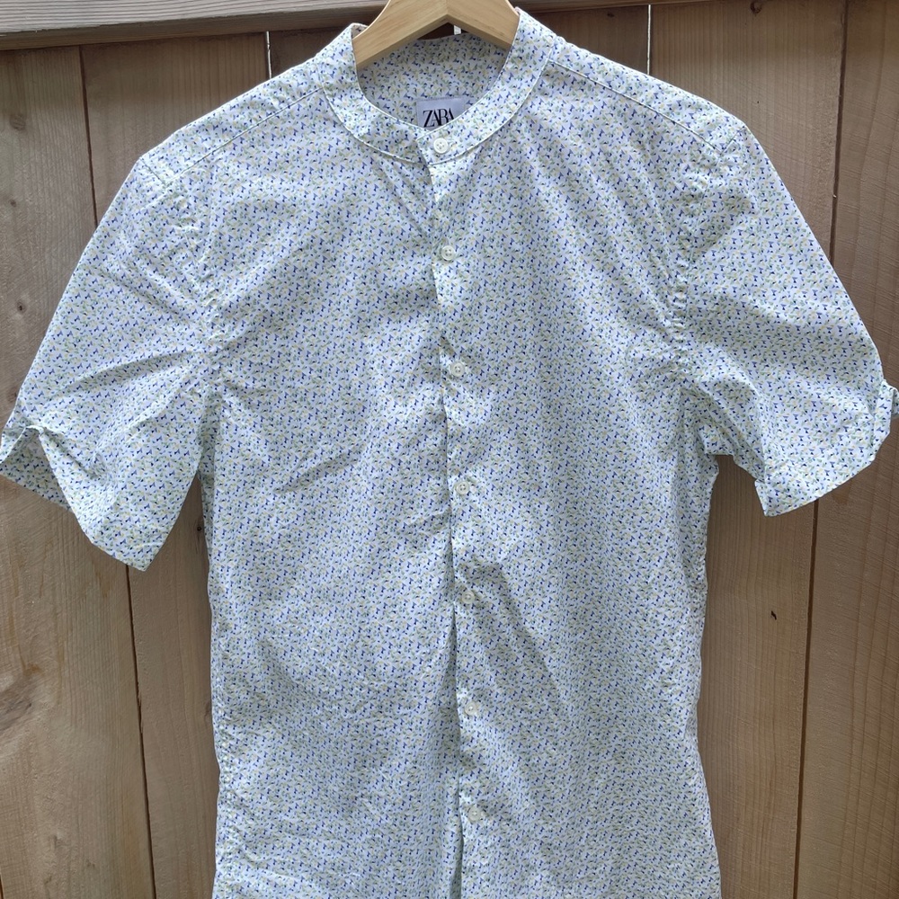 Collarless button down